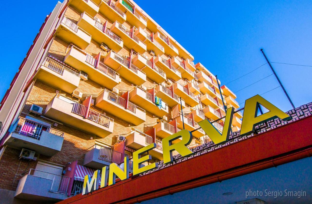 137 Minerva Apartamentos - Vista Al Mar - Piscina Y Playa - Cercano A Tren, Restaurantes Y Tiendas Беналмадена Екстериор снимка