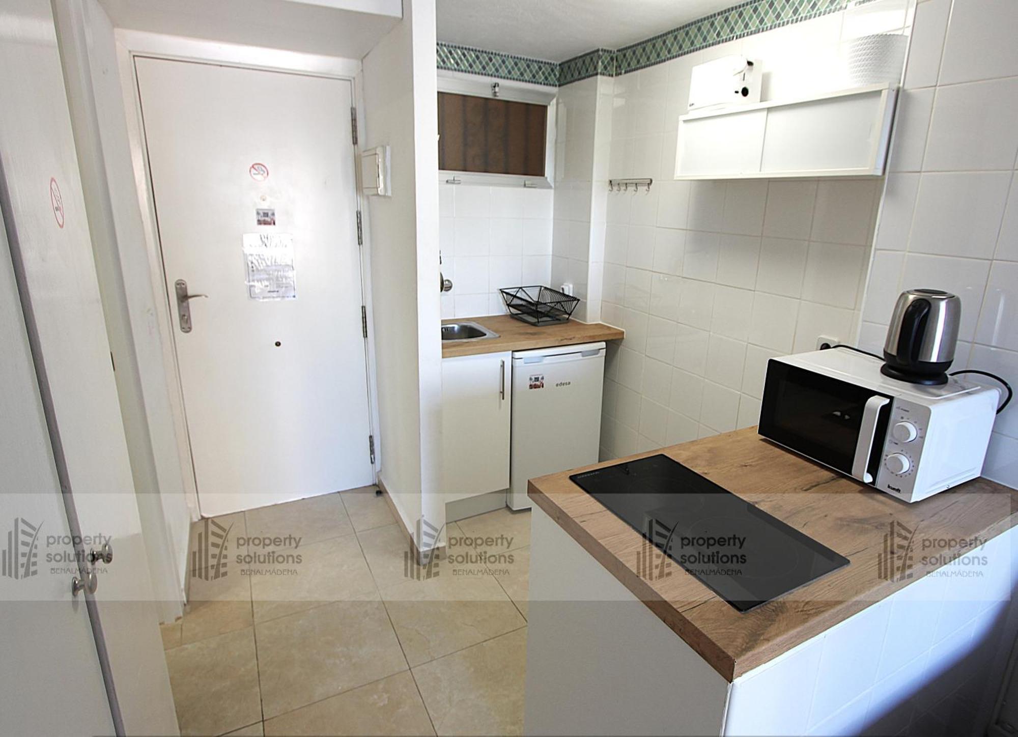 137 Minerva Apartamentos - Vista Al Mar - Piscina Y Playa - Cercano A Tren, Restaurantes Y Tiendas Беналмадена Екстериор снимка